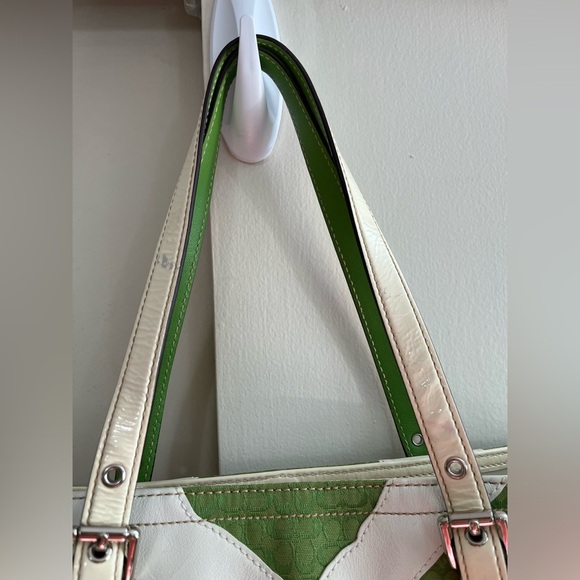 Good condition Coach green zebra print tote - Picture 8 of 12